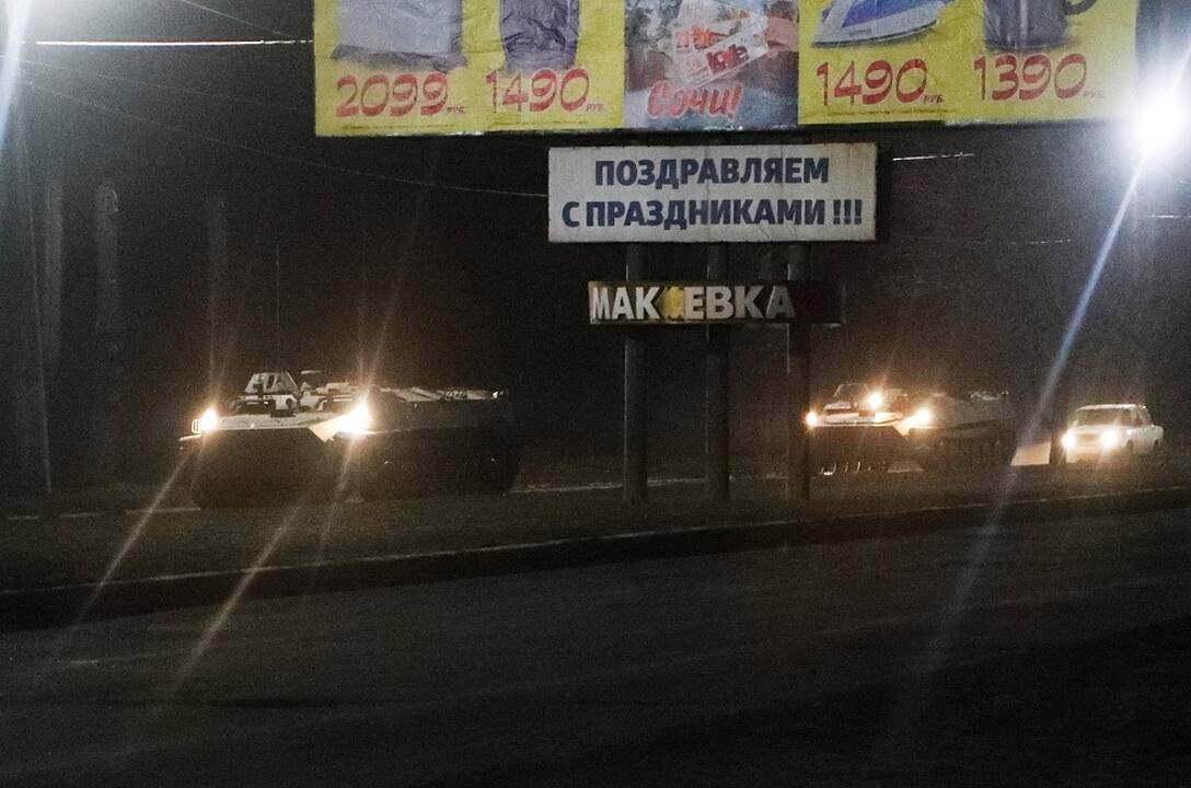 „Reuters“: Donecke pastebėtos karinės technikos kolonos