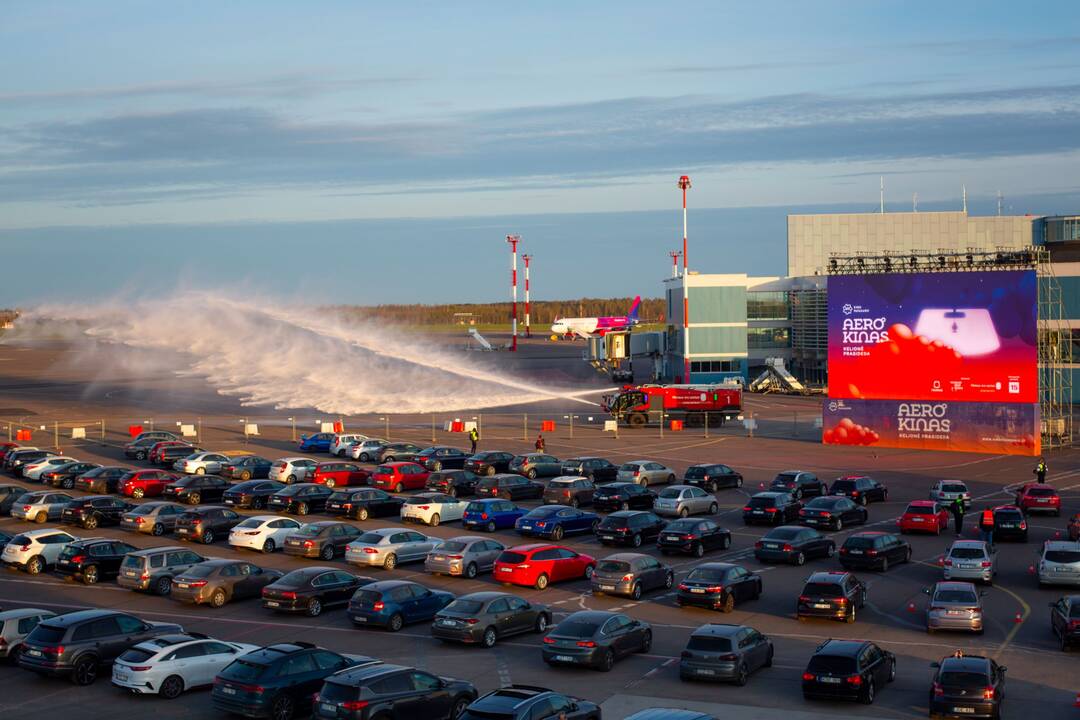 Vilniaus oro uoste atidarytas „Kino pavasario“ seansų ciklas