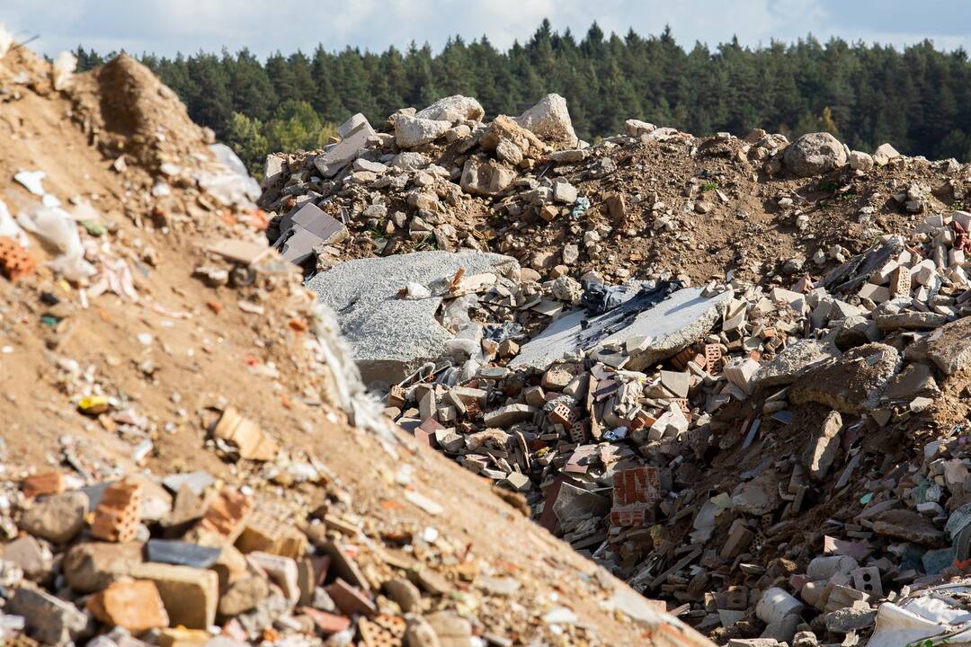 Teisme – sąvartyno Vilniaus rajone byla: inkriminuojama 100 mln. eurų žala