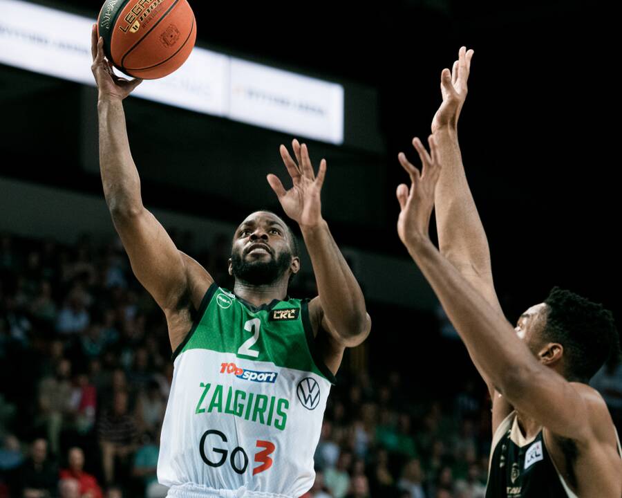 LKL sezoną „Žalgiris“ pradėjo nušluodamas „Gargždus“