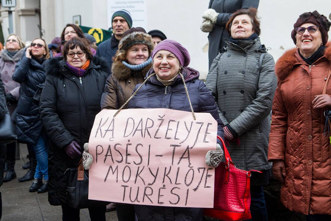 Protestas „Paskutinis skambutis“