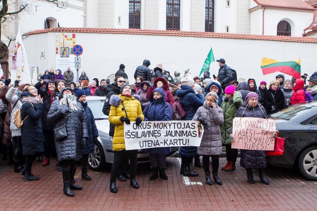 Protestas „Paskutinis skambutis“