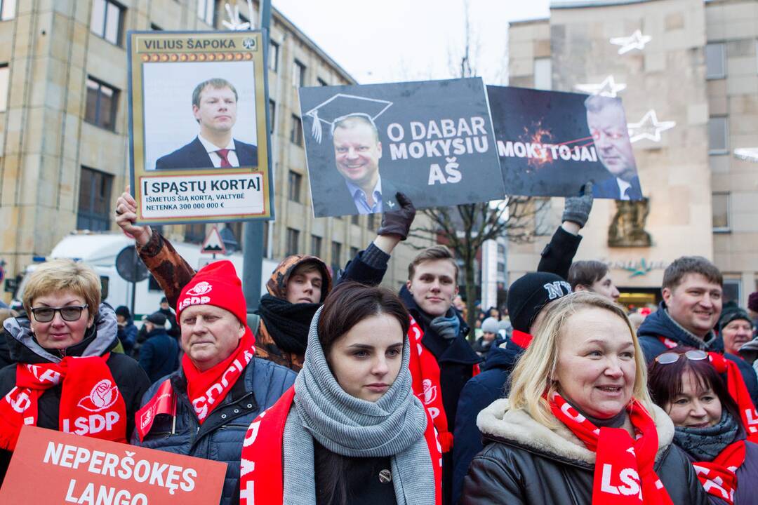 Protestas „Paskutinis skambutis“