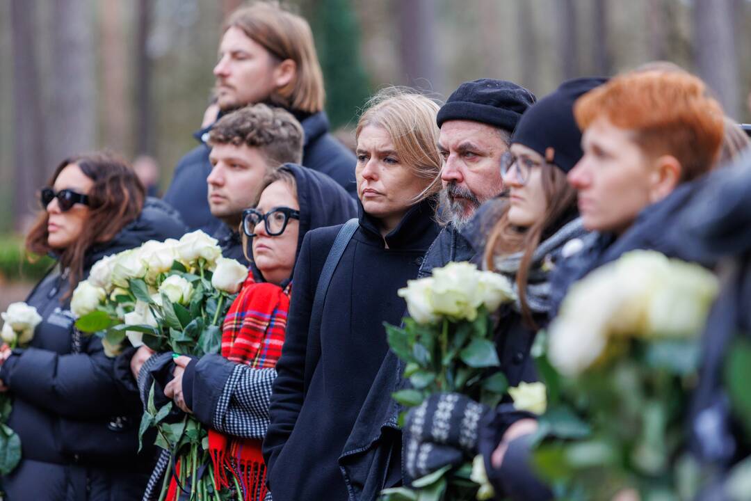 A. Jagelavičiūtės laidotuvės Karmėlavos kapinėse