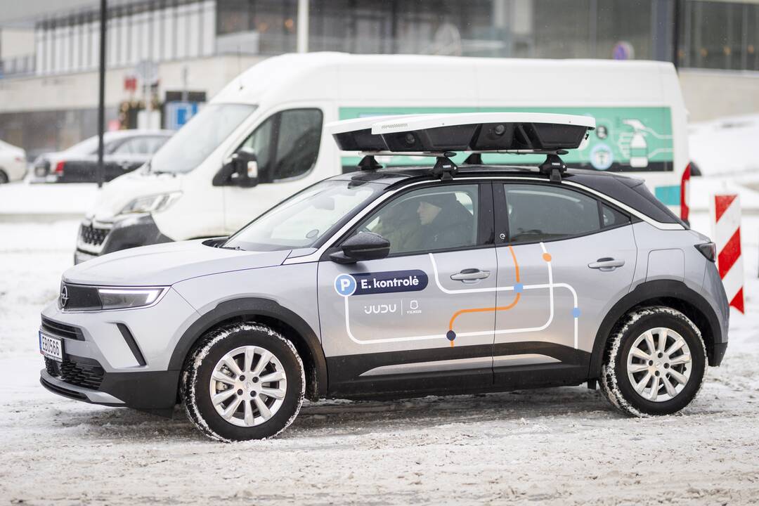 Vilniuje pristatytas e. kontrolės automobilis