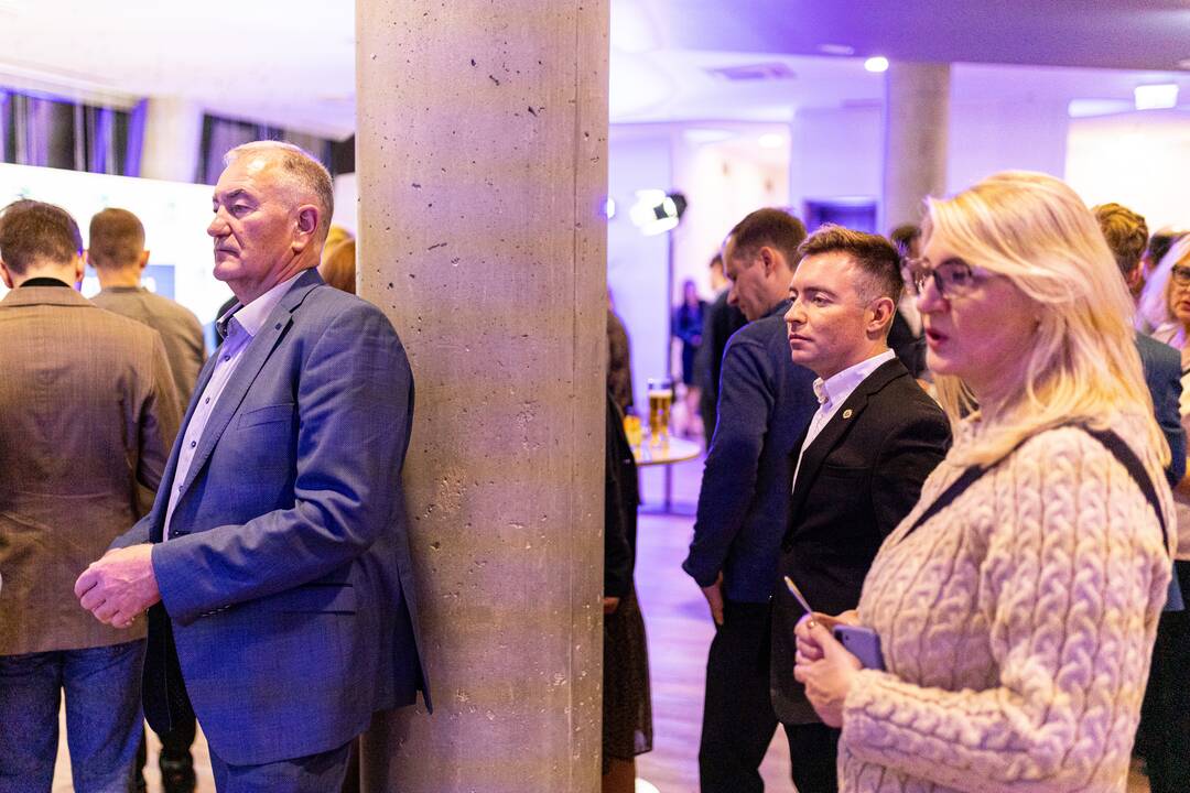 2024-ųjų Seimo rinkimai:  TS-LKD nariai laukia rinkimų rezultatų