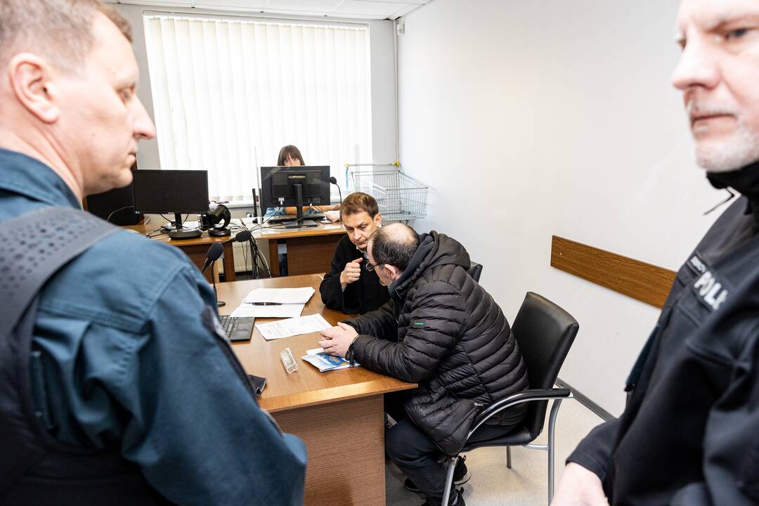 Kartvelas kaltinamas brangių knygų vagyste iš VU