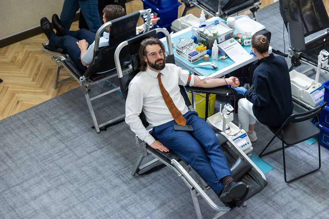 Neatlygintinos kraujo donorystės akcija Vyriausybėje