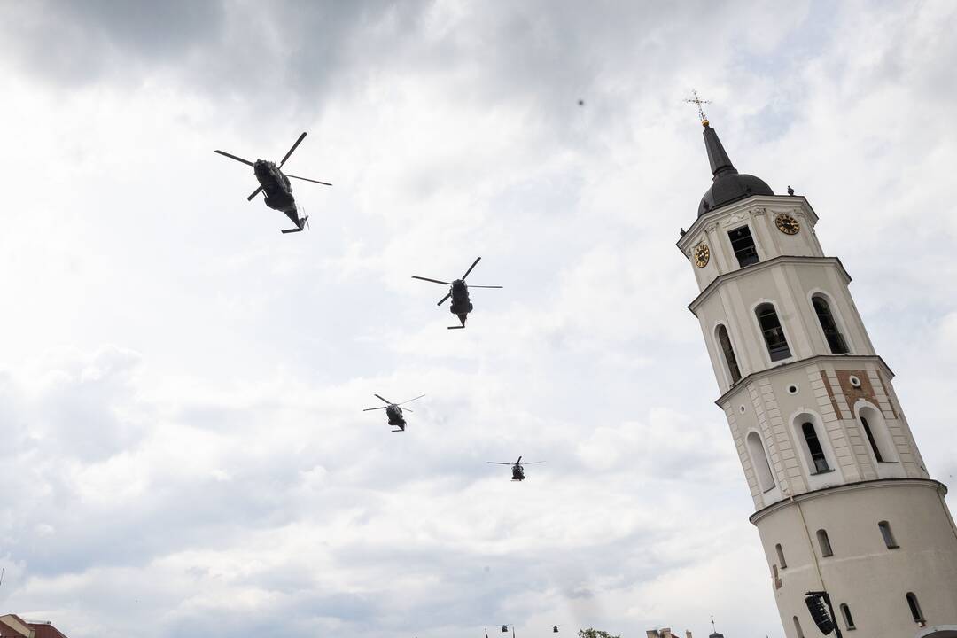 Vokietijos 45-osios šarvuotosios brigados inauguracija