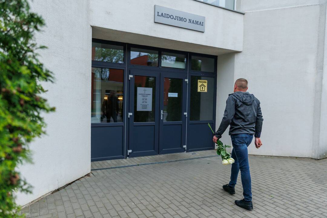 Klaipėdoje – atsisveikinimas su žuvusiu Gintaru Bendžiumi