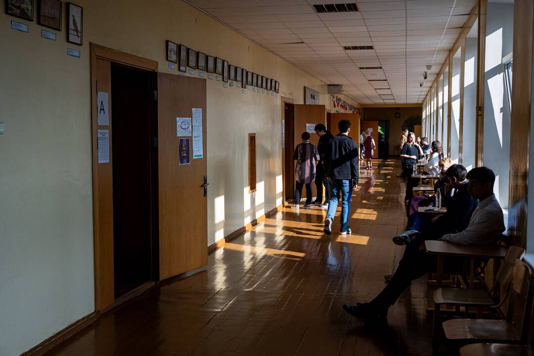 Abiturientai laiko valstybinį lietuvių kalbos egzaminą