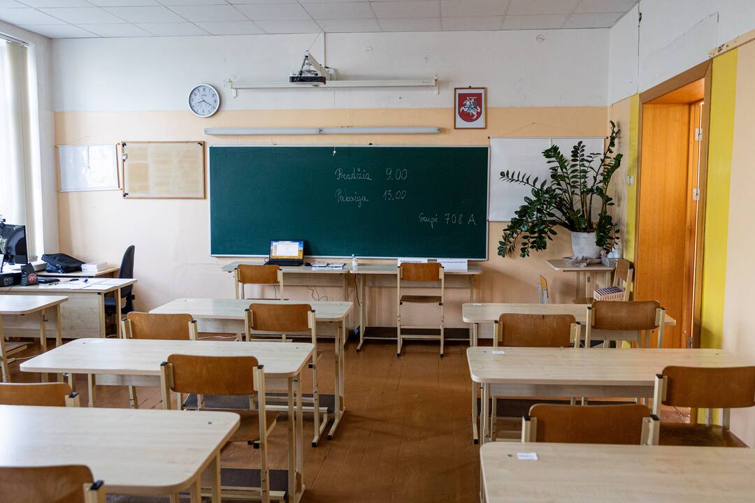 Abiturientai laiko valstybinį lietuvių kalbos egzaminą