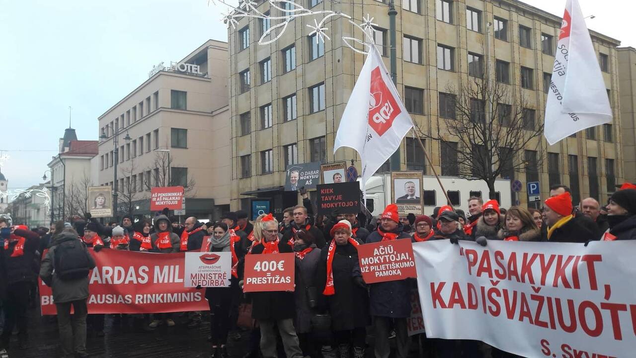 Protestas „Paskutinis skambutis“
