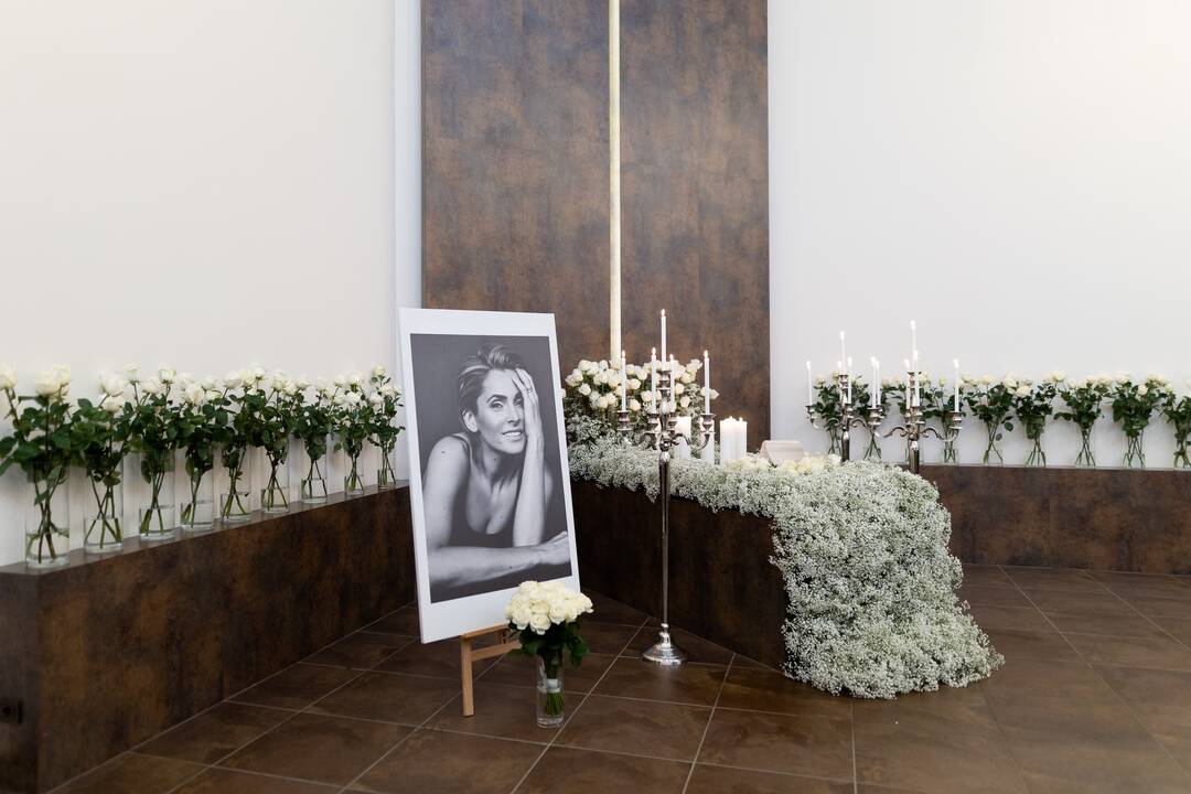 Atsisveikinimas su A. Jagelavičiūte