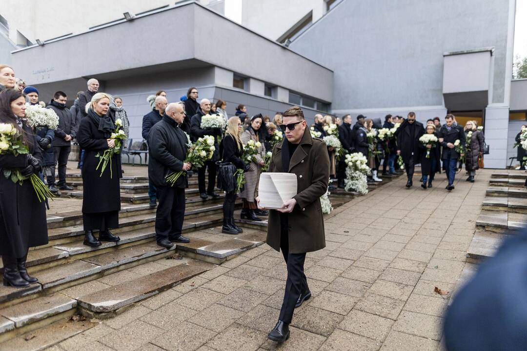 A. Jagelavičiūtei – artimųjų ir bičiulių paskutinis „sudie“