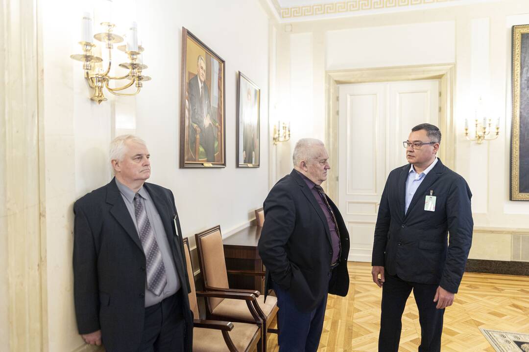 Prezidentas susitiko su žemės ūkio, maisto pramonės ir prekybos atstovais
