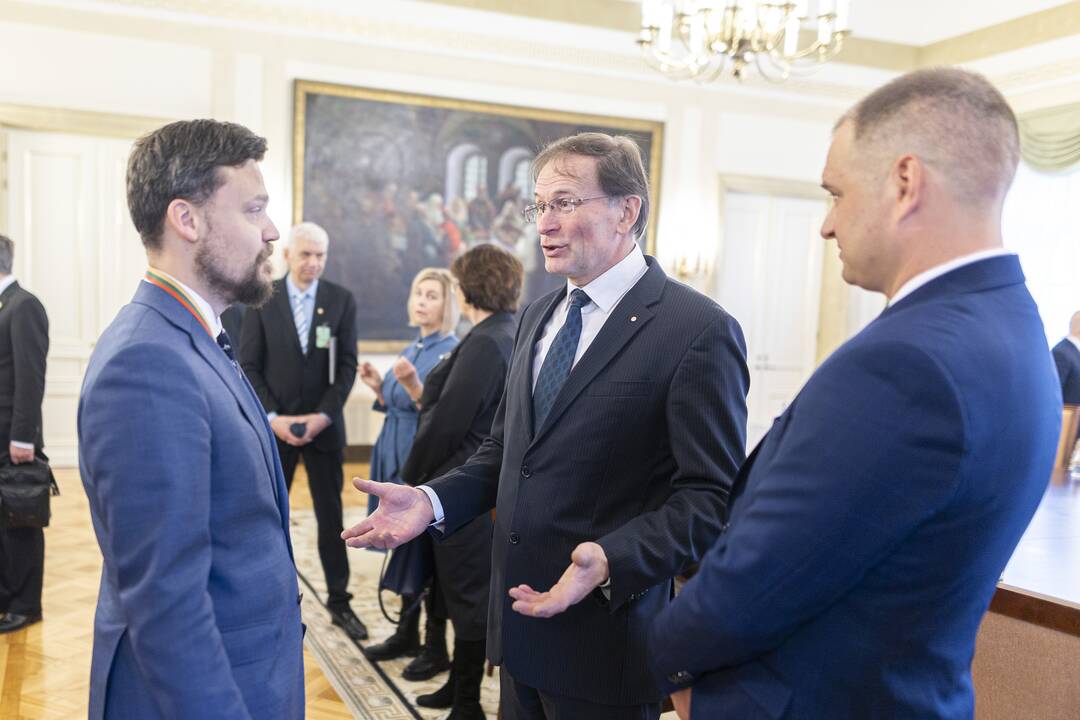 Prezidentas susitiko su žemės ūkio, maisto pramonės ir prekybos atstovais