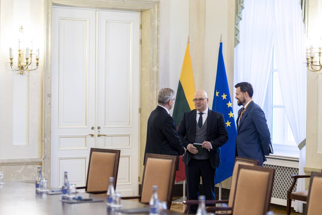 Prezidentas susitiko su žemės ūkio, maisto pramonės ir prekybos atstovais