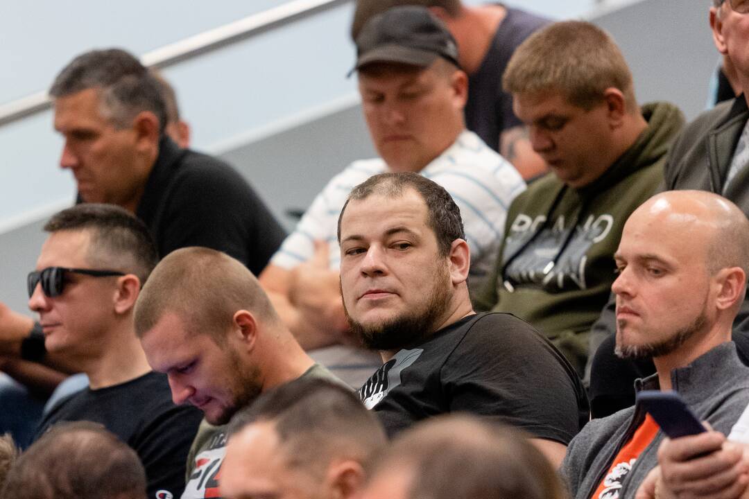 Riaušių prie Seimo byla: nepavyko nušalinti teisėjo M. Striauko