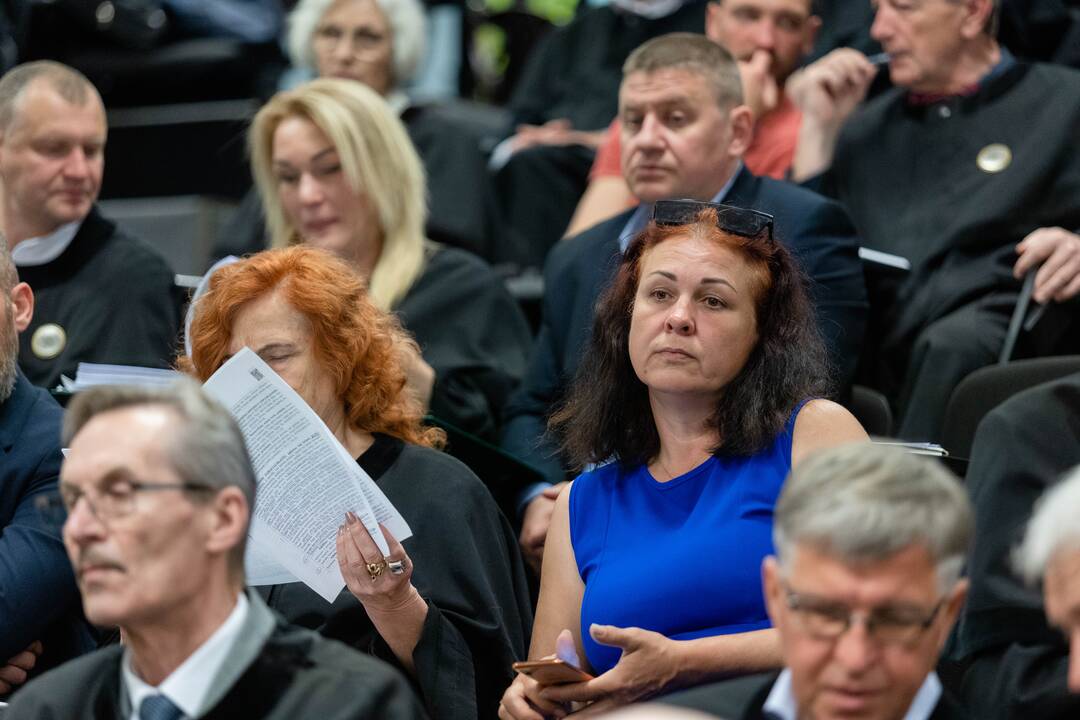 Riaušių prie Seimo byla: nepavyko nušalinti teisėjo M. Striauko
