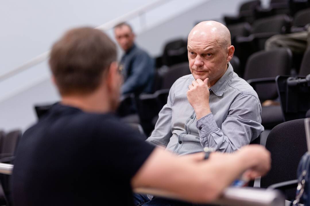 Riaušių prie Seimo byla: nepavyko nušalinti teisėjo M. Striauko