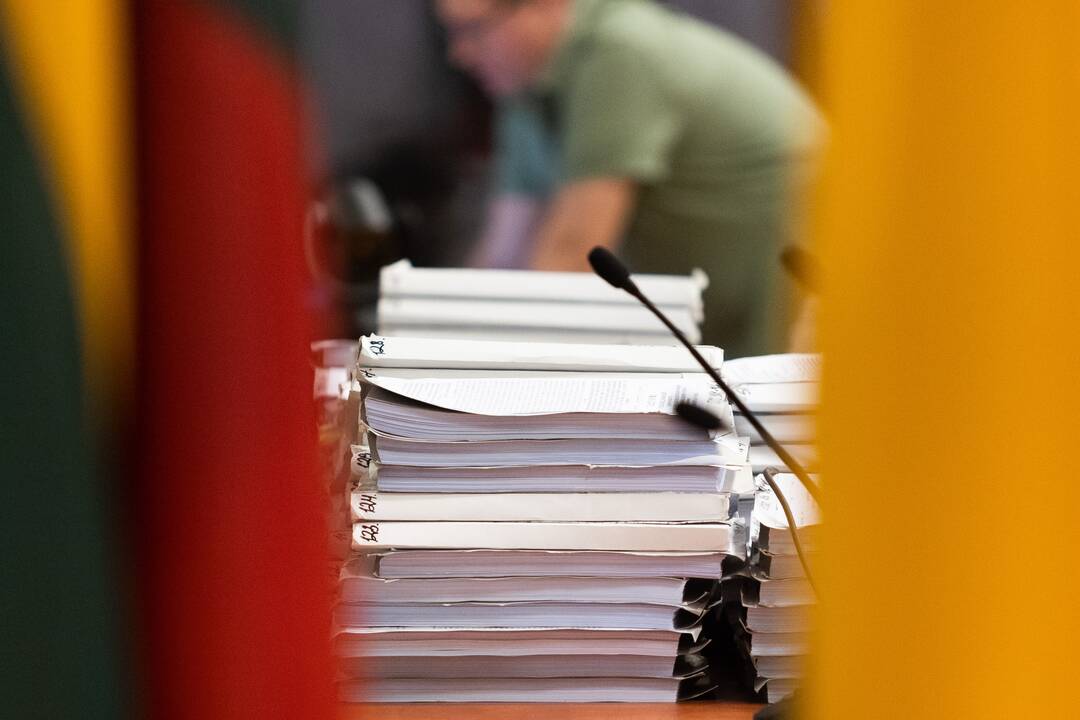 Riaušių prie Seimo byla: nepavyko nušalinti teisėjo M. Striauko