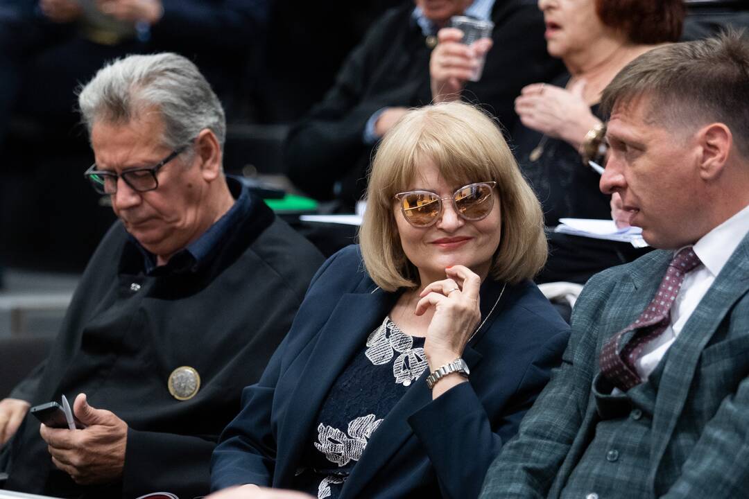 Riaušių prie Seimo byla: nepavyko nušalinti teisėjo M. Striauko