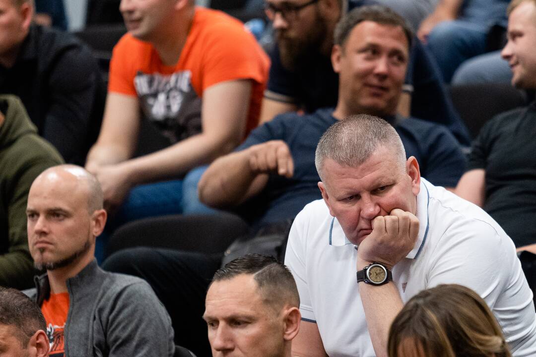 Riaušių prie Seimo byla: nepavyko nušalinti teisėjo M. Striauko