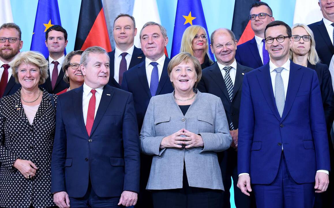 Angela Merkel ir  Mateuszas Morawieckis