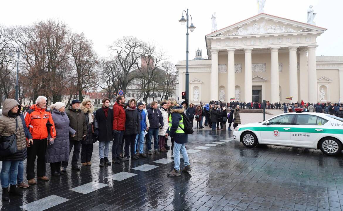 Protestas „Paskutinis skambutis“