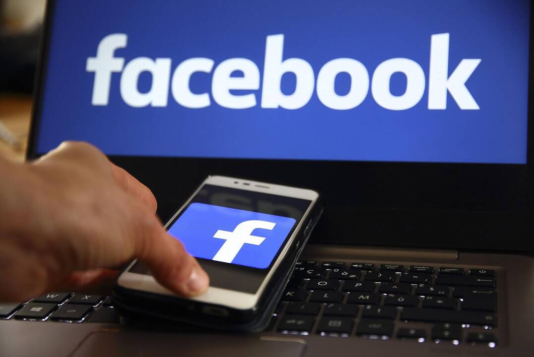 „Facebook“ uždraudžia baltųjų viršenybės idėjų propagavimą