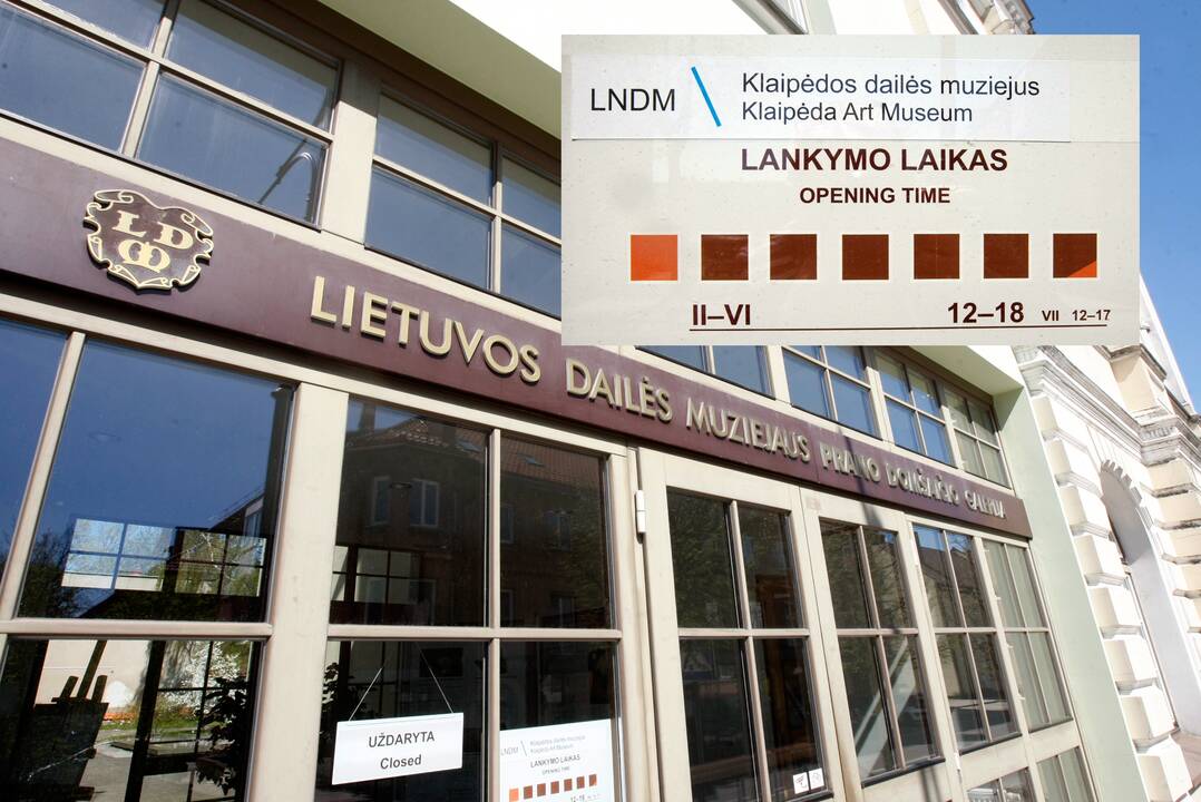 Dilema: ant P.Domšaičio galerijos durų atsirado naujas įstaigos pavadinimas – Klaipėdos dailės muziejus, senasis taip pat nenuimtas, tad iš šalies neaišku, kuris jų yra tikras.
