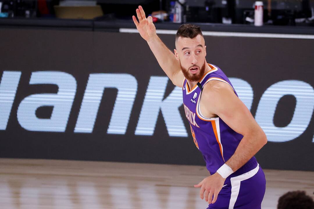 Su „Fenerbahče“ sietas F. Kaminsky lieka NBA