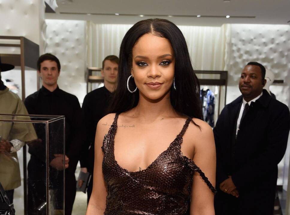 Rihanna tapo naujos „Dior“ mados namų kolekcijos veidu