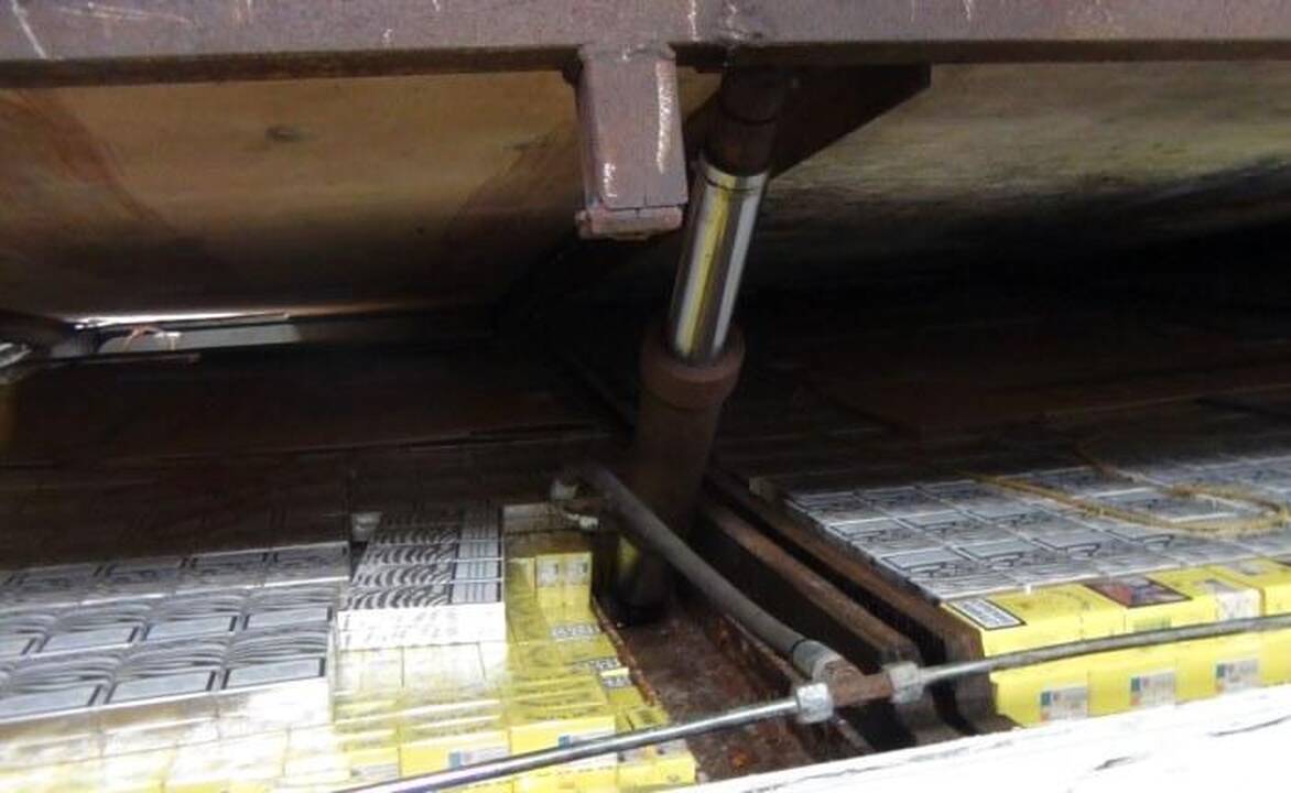 Muitinės rentgenologas įtariamas piktnaudžiavimu tarnybine padėtimi 