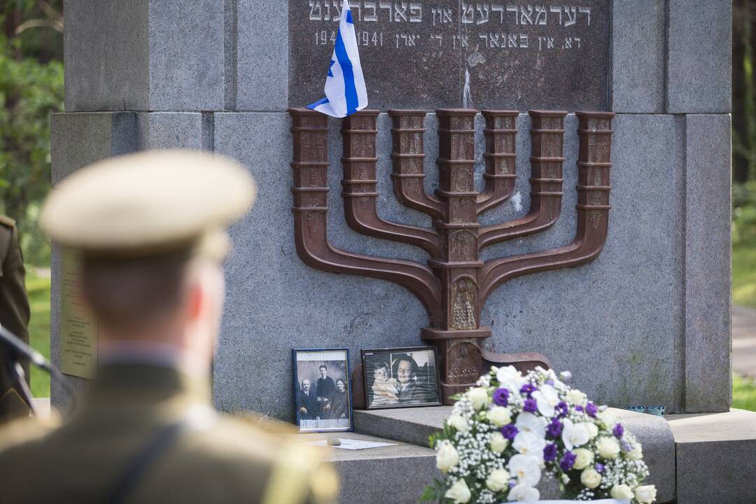 Premjerė apie išniekintą Panerių memorialą: tai akivaizdi provokacija