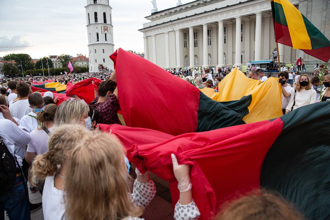 „Laisvės kelio“ dalyviai susirinko nuo Katedros aikštės iki Medininkų memorialo