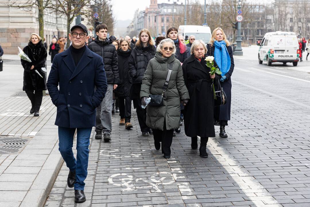 Atsisveikinimas su režisieriumi R. Tuminu