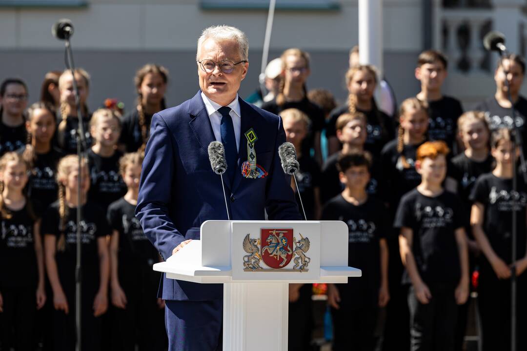 Dainų šventės vėliavos pakėlimo ceremonija Vilniuje