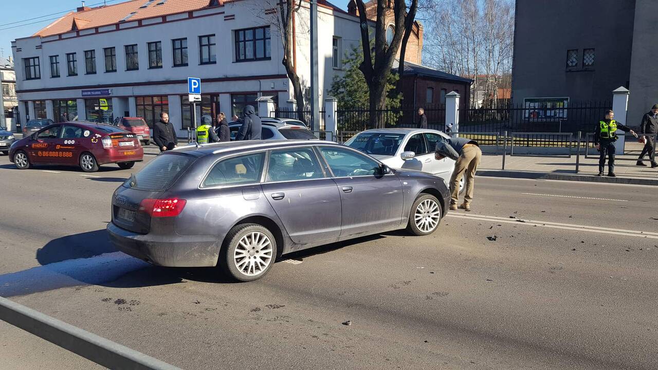 Avarija A. Juozapavičiaus pr.