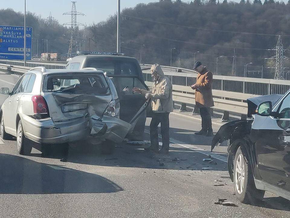 Avarija A. Juozapavičiaus pr.