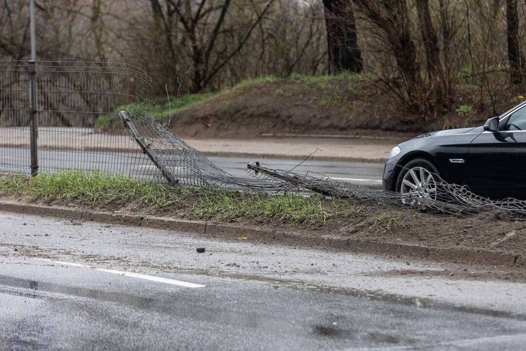 Tragiška avarija Vilniuje ant Valakupių tilto