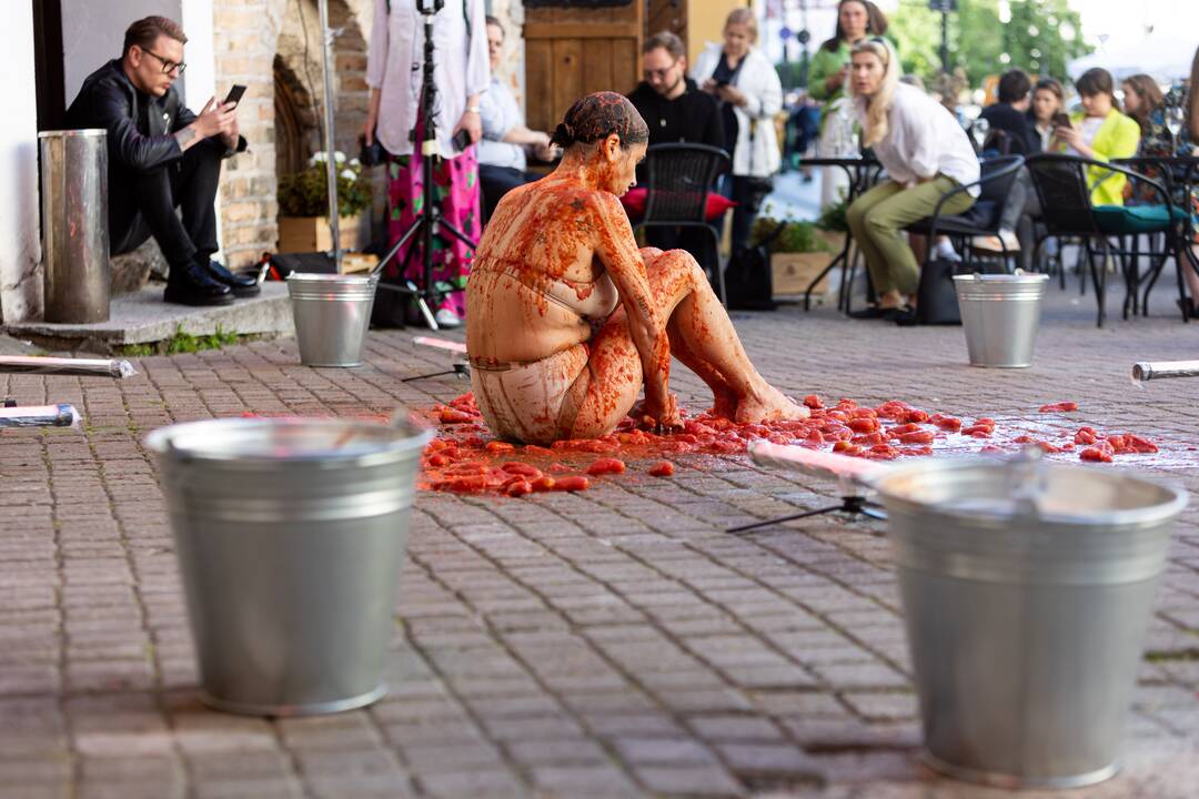 Sostinės centre – įspūdingas A. Jagelavičiūtės performansas