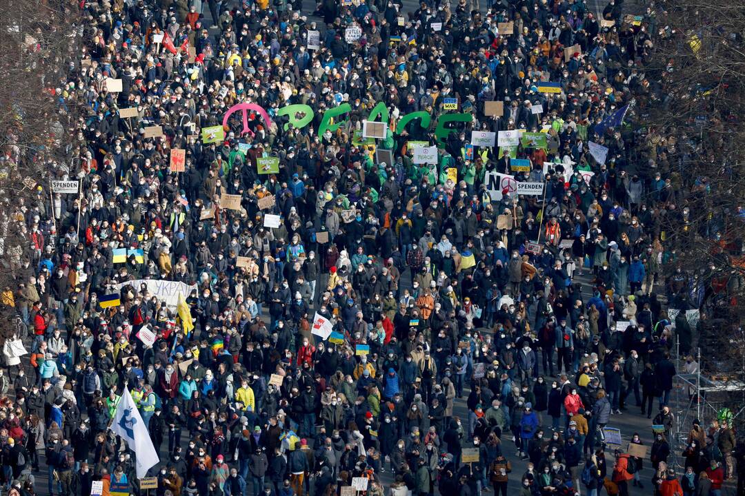 Berlyne – šimtatūkstantinė solidarumo akcija Ukrainai palaikyti