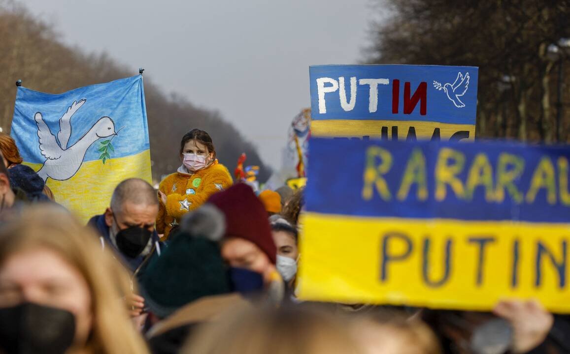 Berlyne – šimtatūkstantinė solidarumo akcija Ukrainai palaikyti