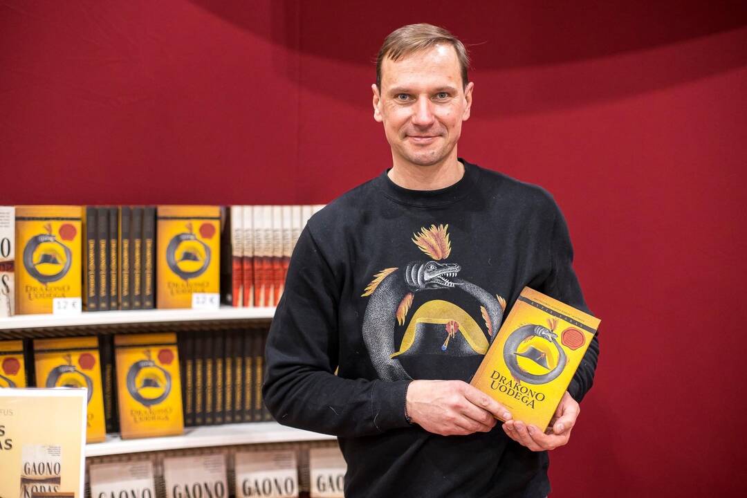 Tikslas: literatūroje įsitvirtinantis R.Sabas sako knygomis parodyti, koks nuostabus yra mūsų pasaulis, kiek paslapčių dar turime įminti. 