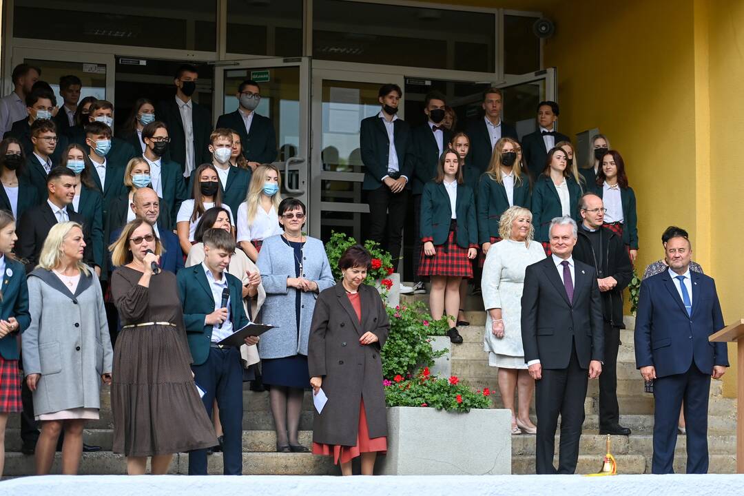 Prezidento dėmesys patriotiškumui Garliavos J. Lukšos gimnazijos Rugsėjo 1-osios šventėje