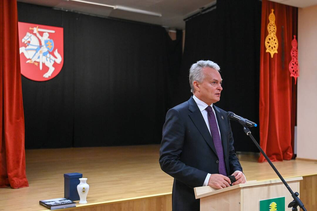 Prezidento dėmesys patriotiškumui Garliavos J. Lukšos gimnazijos Rugsėjo 1-osios šventėje