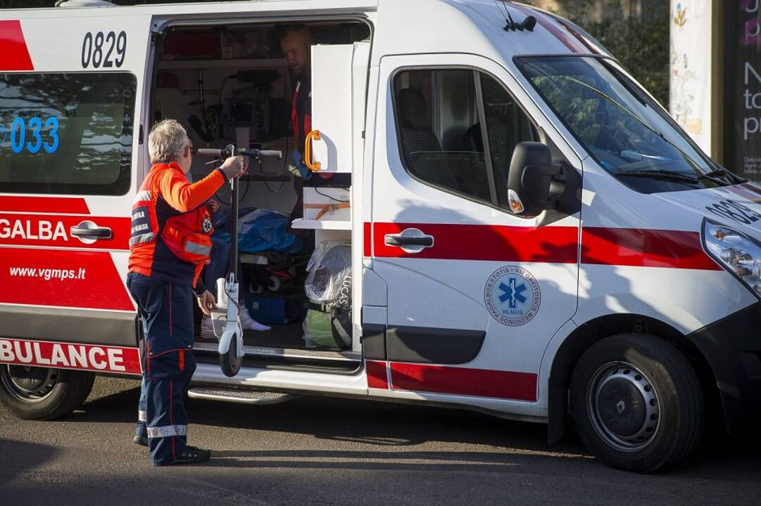 Per dvi paras mieste ir rajone – penki eismo įvykiai su elektriniais paspirtukais, dviračiais