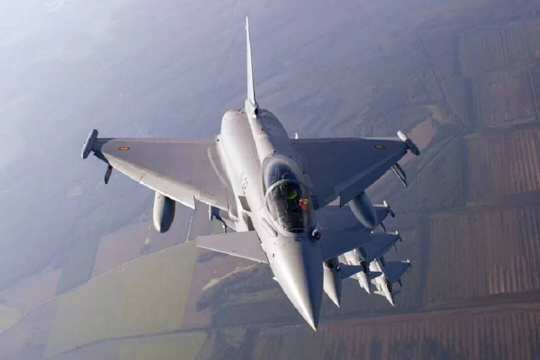 NATO naikintuvai praėjusią savaitę septynis kartus kilo atpažinti ir lydėti Rusijos orlaivių